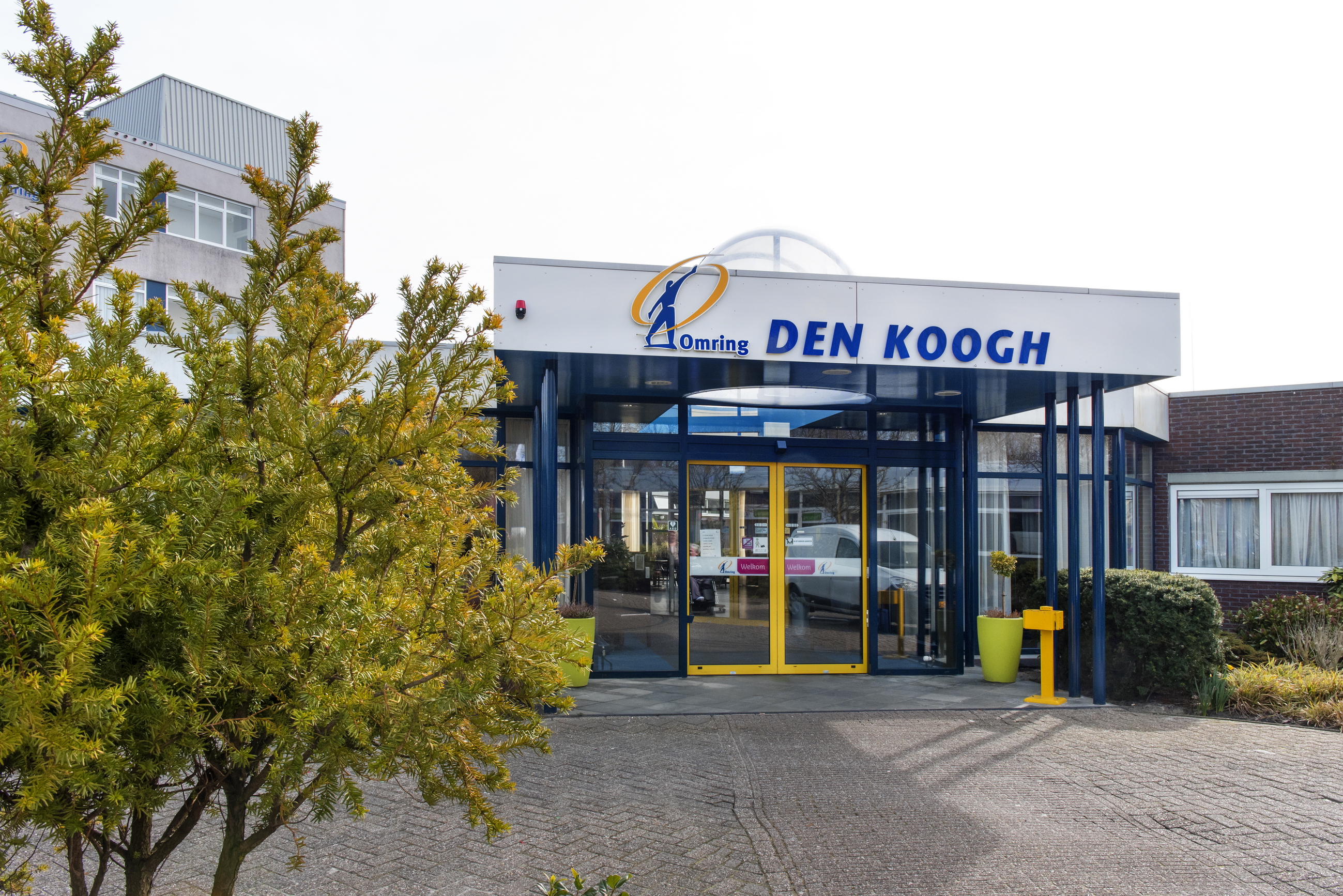 Den Koogh, voorkant