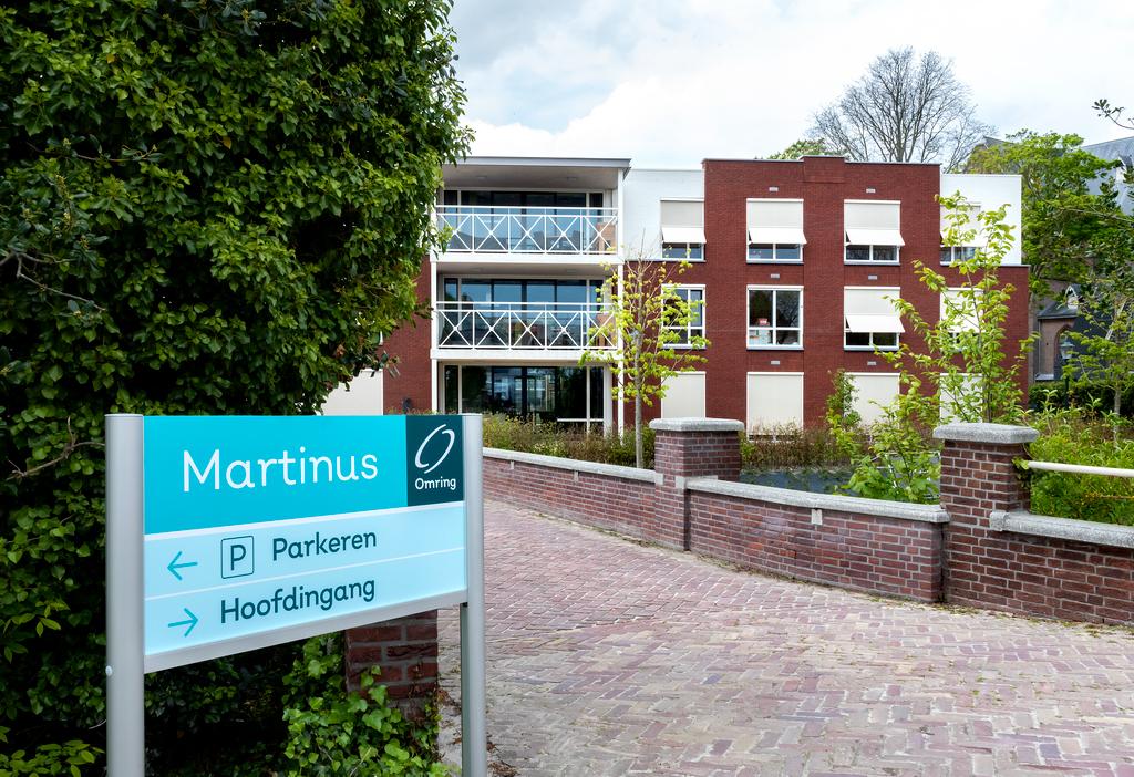 Martinus voorzijde bord